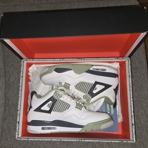 Nike Air Jordan 4 Retro Womens 9.5